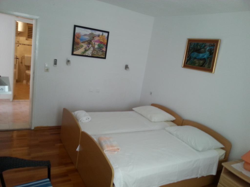 Guesthouse Iva Hvar Town Zimmer foto